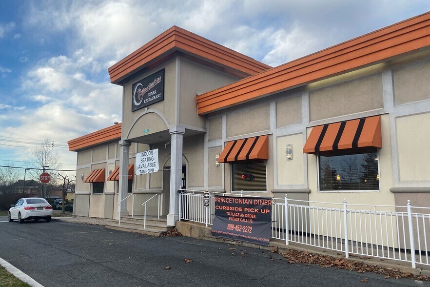 3509 US Highway 1, Princeton, NJ à louer - Photo principale – Image 1 sur 1