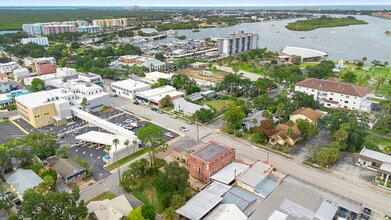 204 Magnolia St, New Smyrna Beach, FL - Vue aérienne  vue de carte - Image1