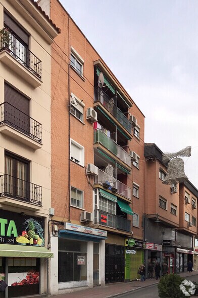 Immeuble residentiel dans Arganda del Rey, Madrid à vendre - Photo de l’immeuble – Image 1 sur 2