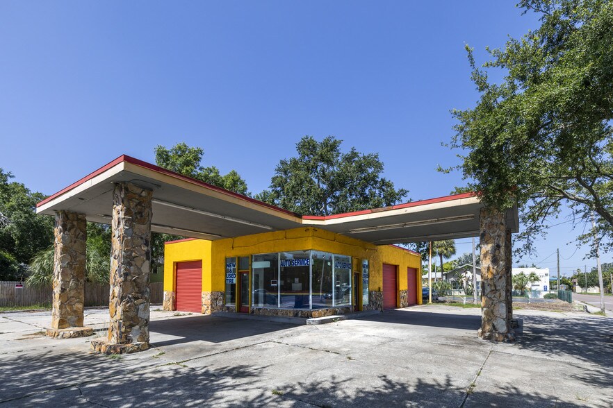 1600 9th Ave N, Saint Petersburg, FL à vendre - Photo principale – Image 1 sur 13