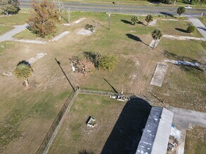 117 Center St, Oak Hill, FL - Vue aérienne  vue de carte - Image1