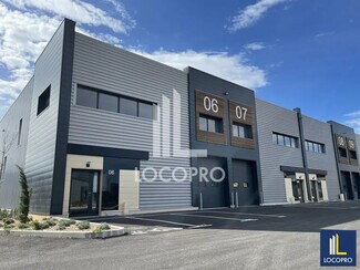 Plus de détails pour Local d'activités à louer