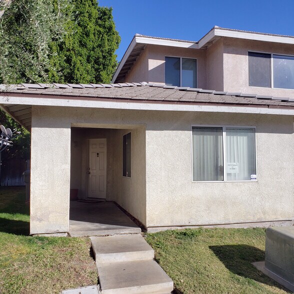 33410 Campus Ln, Cathedral City, CA à vendre - Photo principale – Image 1 sur 13