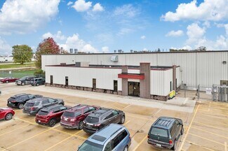 Plus de détails pour 1100 11th St, Charles City, IA - Industriel/Logistique à vendre