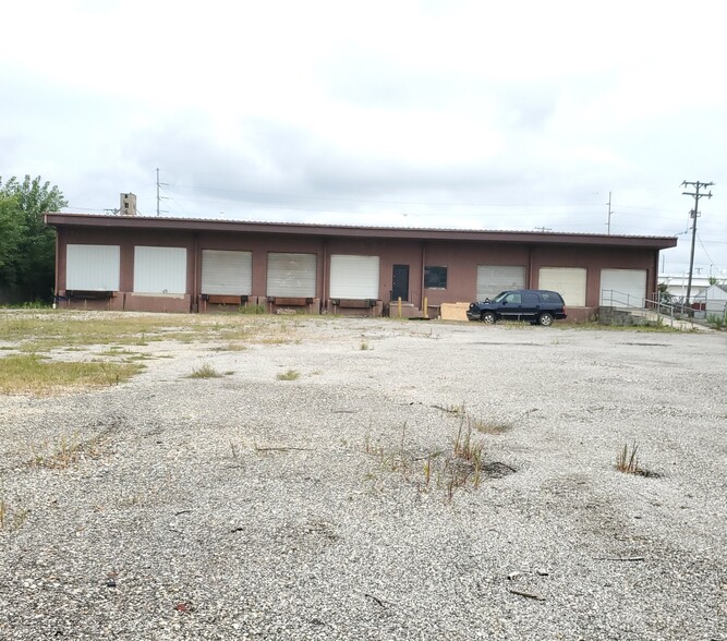 2046 Keystone Dr, Springfield, IL à vendre - Photo de l’immeuble – Image 2 sur 22