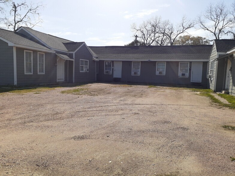 1504-1516 Carlisle St, Rosenberg, TX à vendre - Photo de l’immeuble – Image 1 sur 12