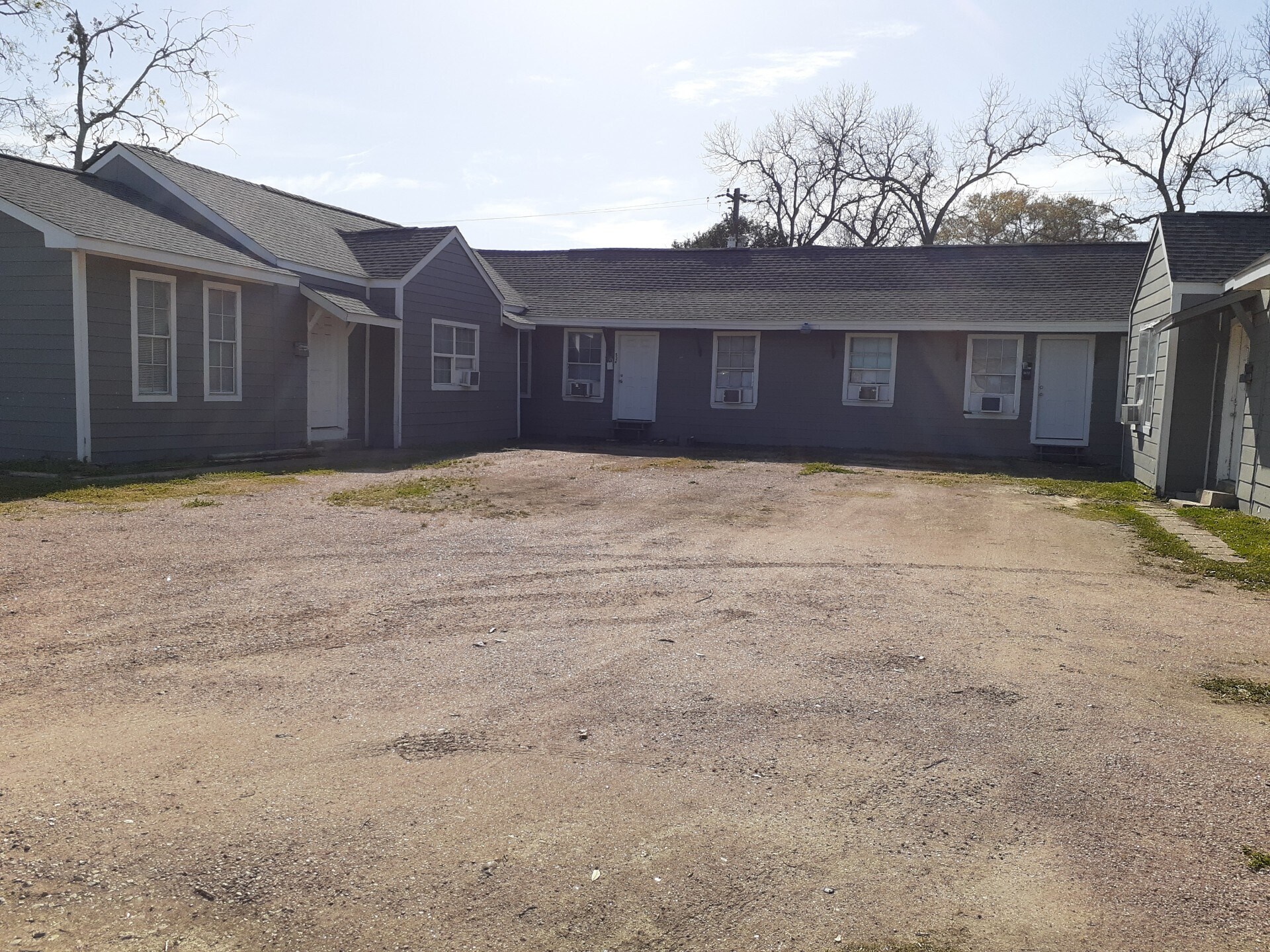 1504-1516 Carlisle St, Rosenberg, TX à vendre Photo de l’immeuble– Image 1 sur 13