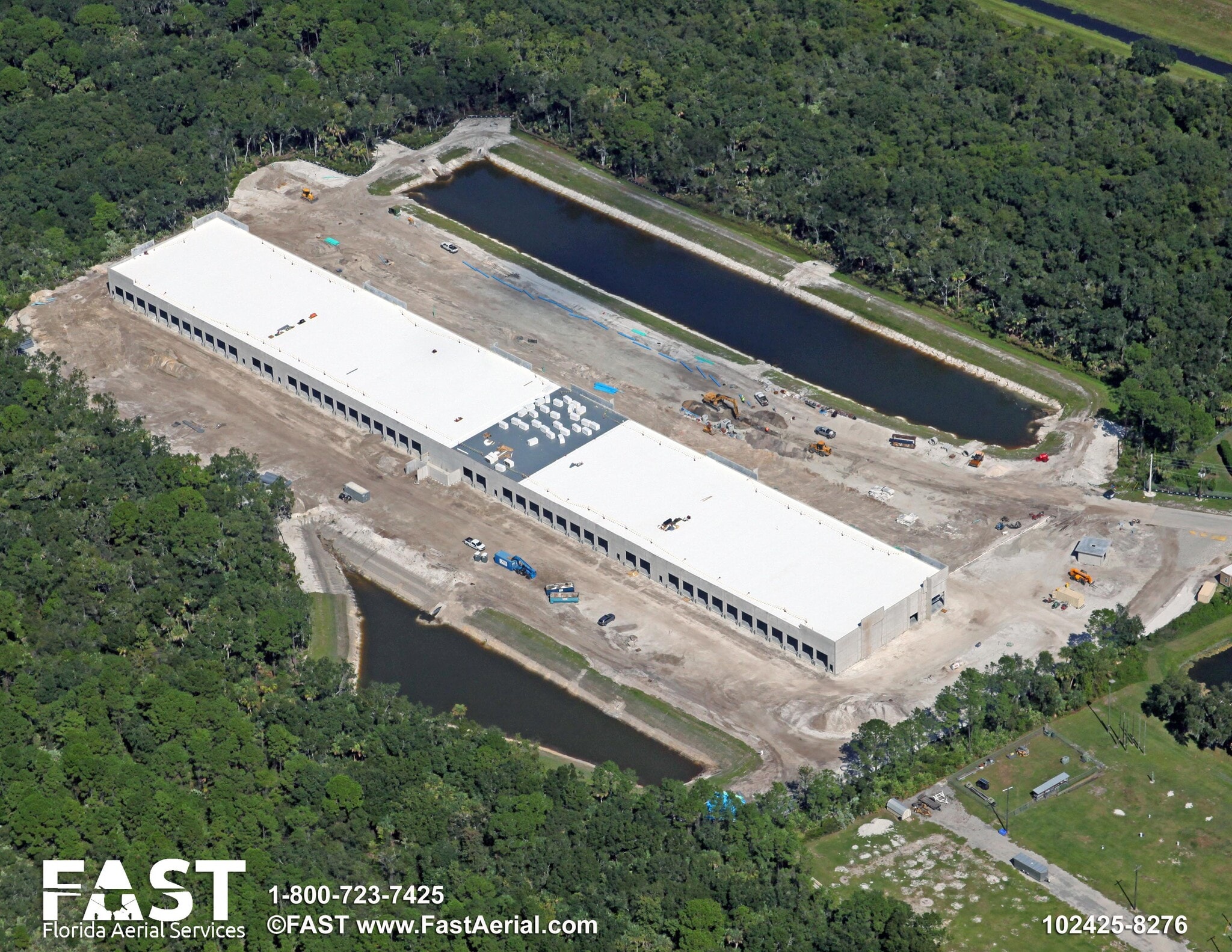 302 Parktowne Blvd, Edgewater, FL à louer Photo intérieure– Image 1 sur 4