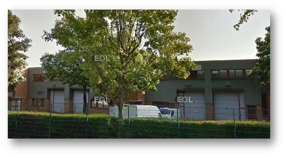 Local d’activités dans Le Blanc-Mesnil à louer - Photo de l’immeuble – Image 1 sur 1