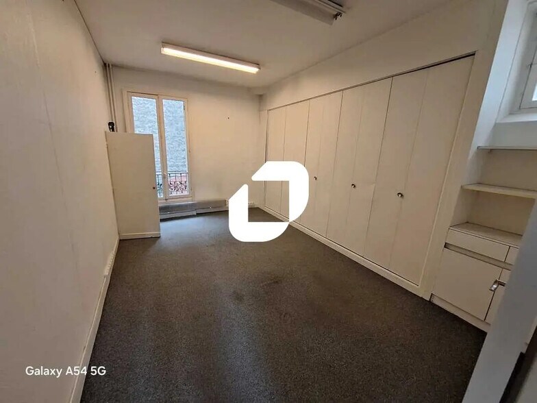Bureau dans Boulogne-Billancourt à louer - Photo de l’immeuble – Image 3 sur 6