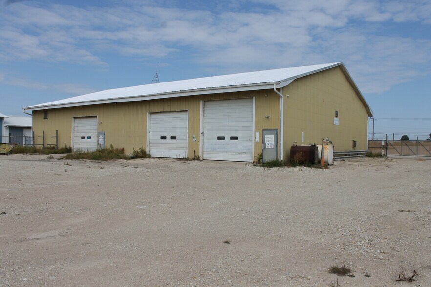 320 W Lincoln Hwy, Cortland, IL à vendre - Photo de l’immeuble – Image 3 sur 27
