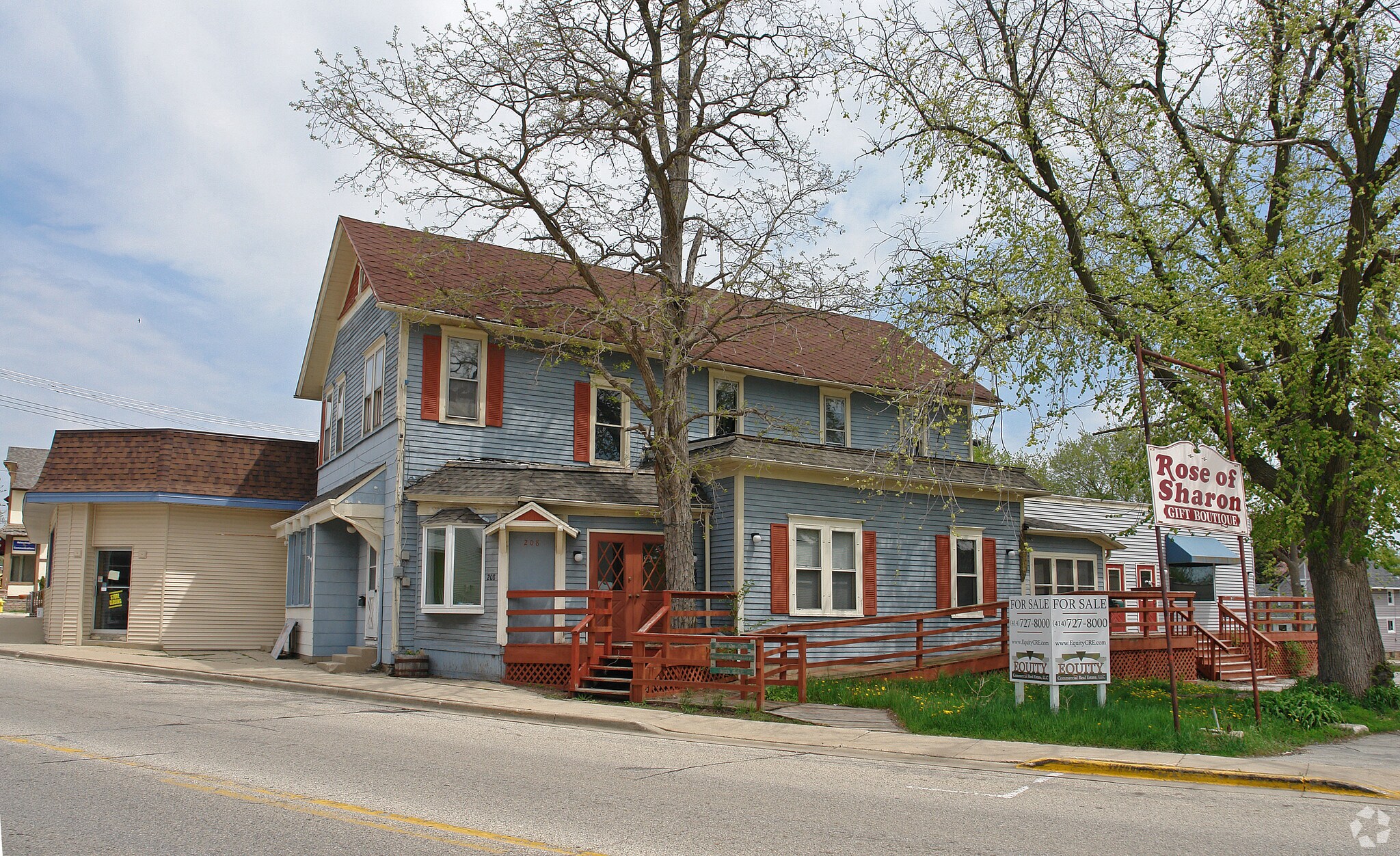 204-210 S Rochester St, Mukwonago, WI à vendre Photo principale– Image 1 sur 5