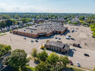 Plus de détails pour 300 Main St, East Rochester, NY - Bureau, Local d'activités à louer