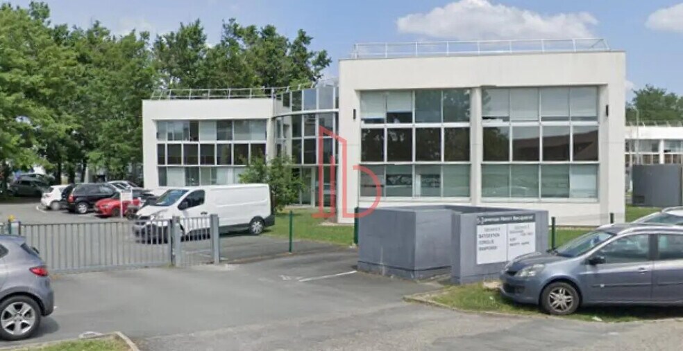 Bureau dans Mérignac à louer - Photo de l’immeuble – Image 1 sur 1