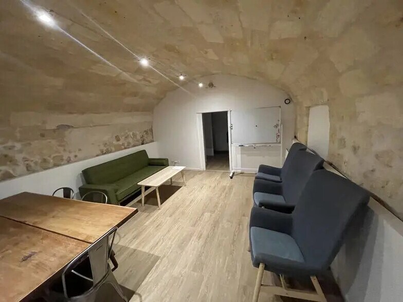 Bureau dans Bordeaux à vendre - Photo intérieure – Image 2 sur 3