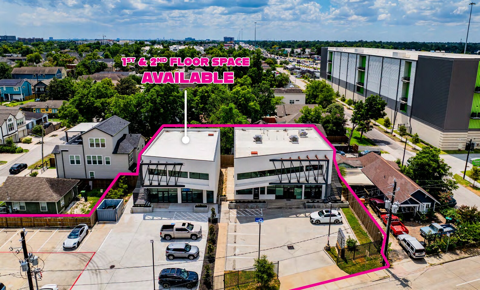 6815 N Main St, Houston, TX à louer Photo de l’immeuble– Image 1 sur 9