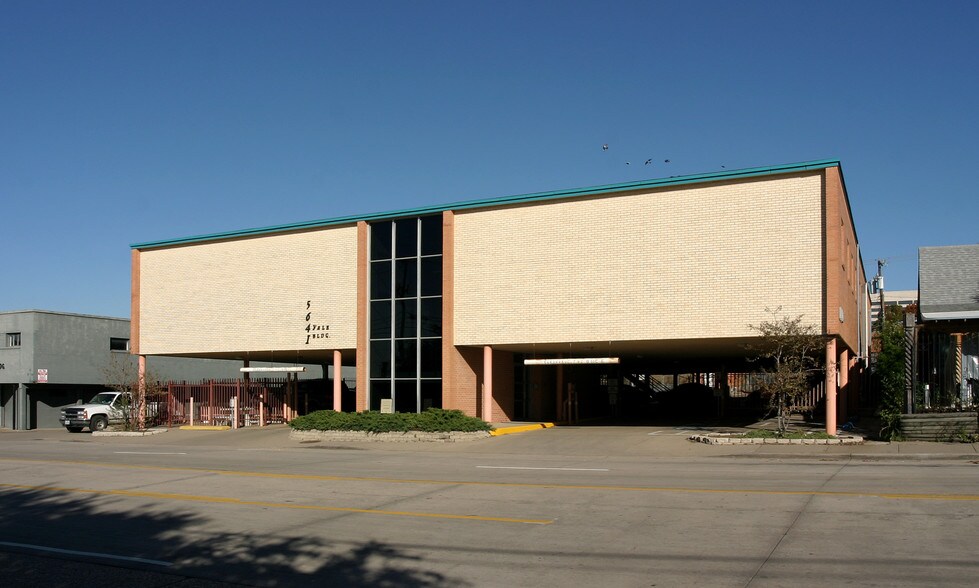 5641 Smu Blvd, Dallas, TX à louer - Photo principale – Image 1 sur 7