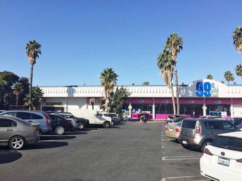 5270 W Sunset Blvd, Los Angeles, CA à louer - Photo de l’immeuble – Image 1 sur 36