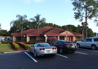 Plus de détails pour 12501 World Plaza Ln, Fort Myers, FL - Bureau à louer