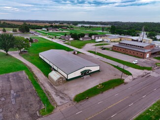 Plus de détails pour 326 E 15th St, Horton, KS - Industriel/Logistique à vendre