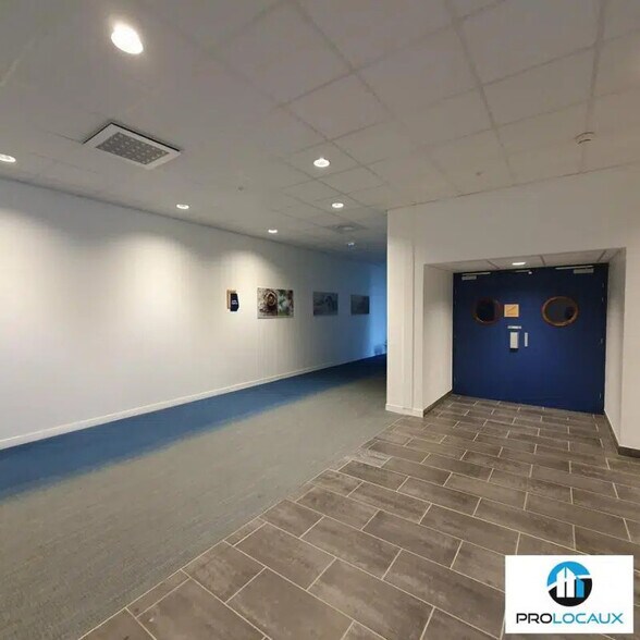 3 Avenue Raymond Chanas, Eybens à louer - Photo de l’immeuble – Image 3 sur 12