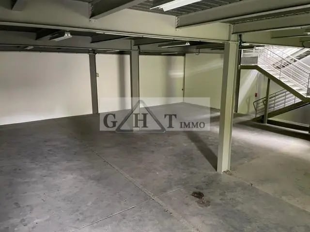 Industriel/Logistique dans Morangis à louer - Photo intérieure – Image 2 sur 7