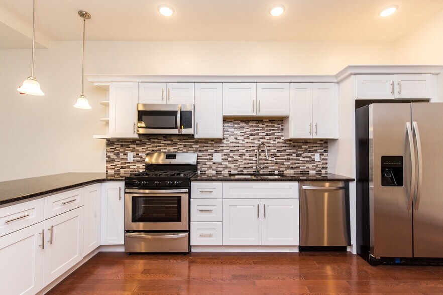 1804 E Huntingdon St, Philadelphia, PA à vendre - Photo de l’immeuble – Image 2 sur 20