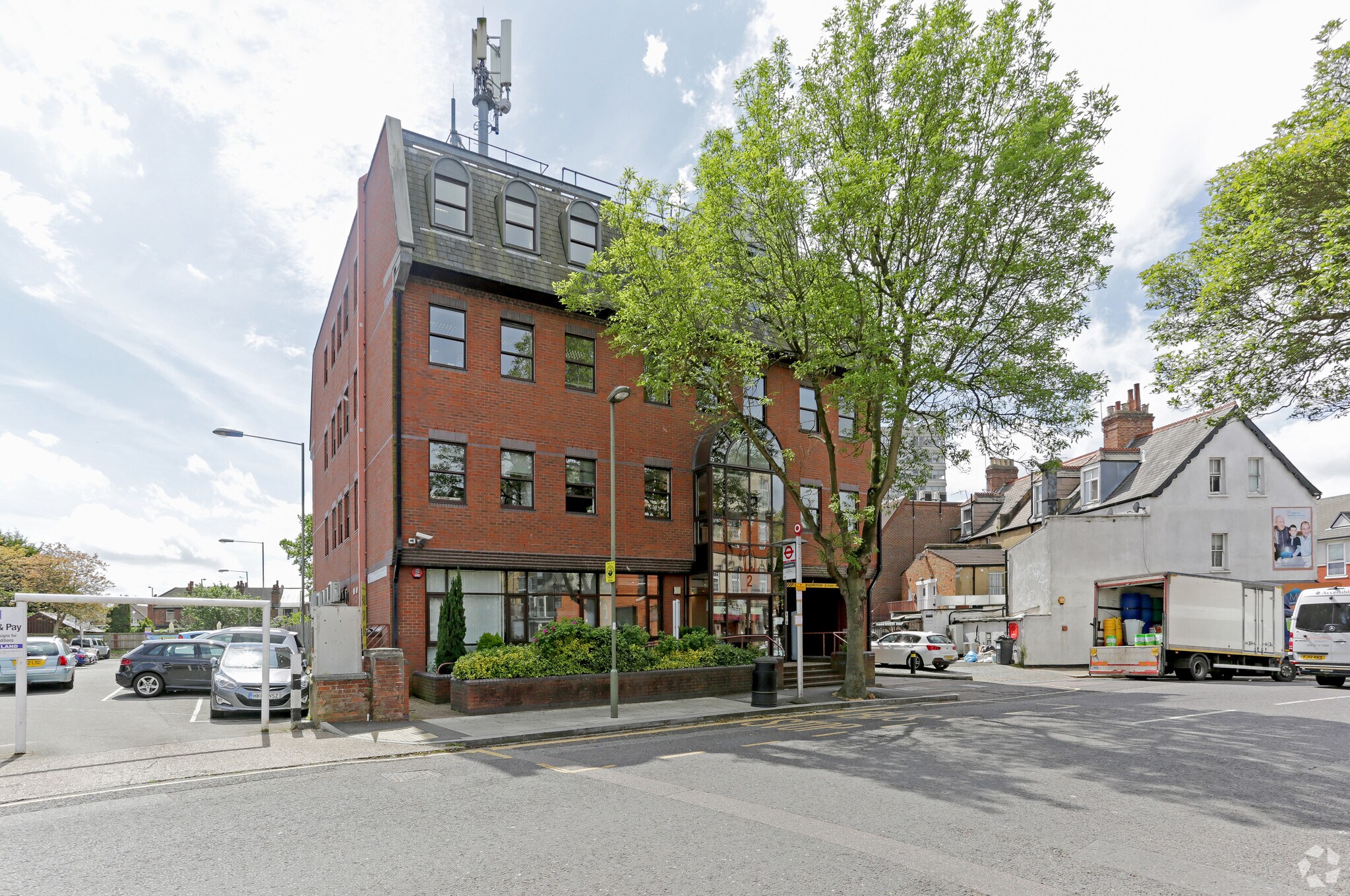 2 Athenaeum Rd, Londres à louer Photo principale– Image 1 sur 9