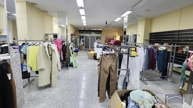 Local commercial dans Colmenar Viejo, Madrid à louer Photo intérieure– Image 1 sur 4