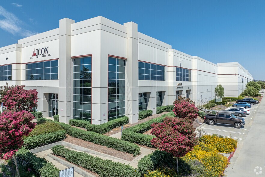 630 Nicholas Rd, Beaumont, CA à louer - Photo de l’immeuble – Image 3 sur 9