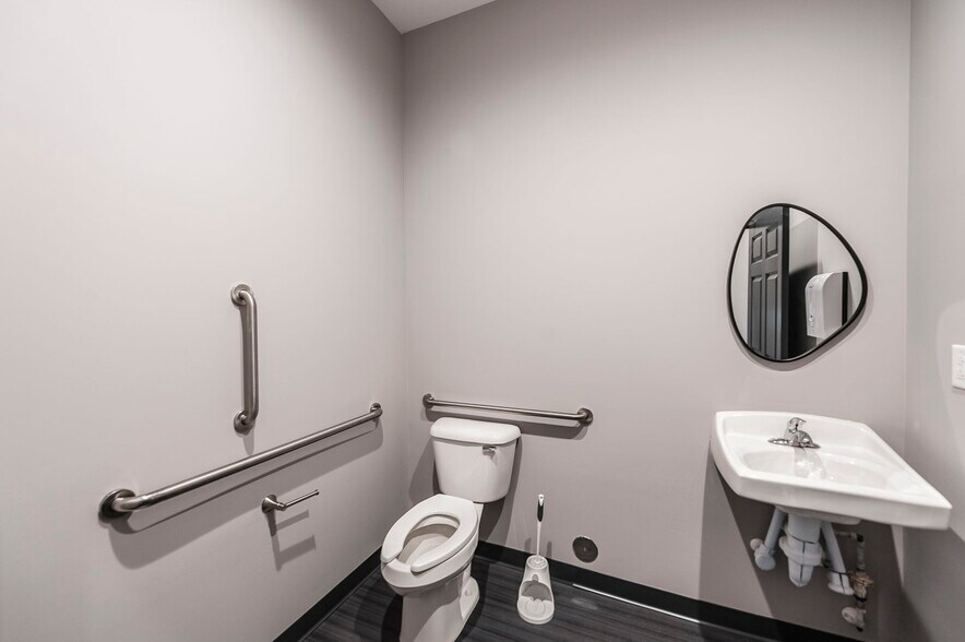 190D Saundersville Rd, Hendersonville, TN à louer - Photo de l’immeuble – Image 3 sur 18