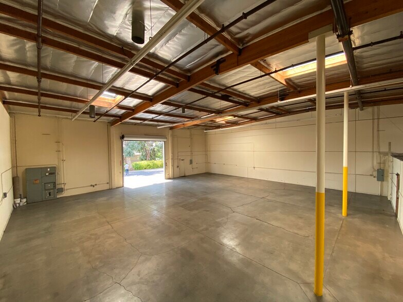 950 W Central Ave, Brea, CA à vendre - Photo intérieure – Image 3 sur 18