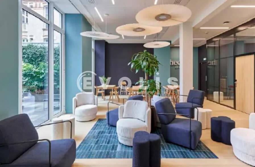 Bureau dans Paris à louer - Photo de l’immeuble – Image 2 sur 13