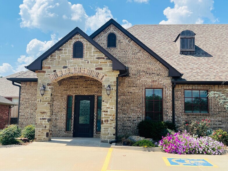 1213 N Green Ave, Purcell, OK à louer - Photo principale – Image 1 sur 8