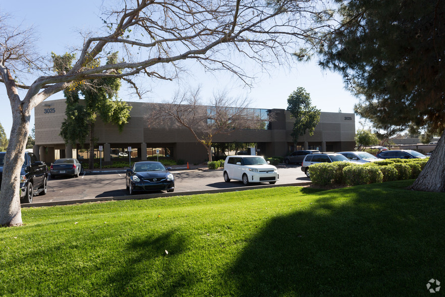 3015 S 48th St, Tempe, AZ à louer - Photo principale – Image 1 sur 12