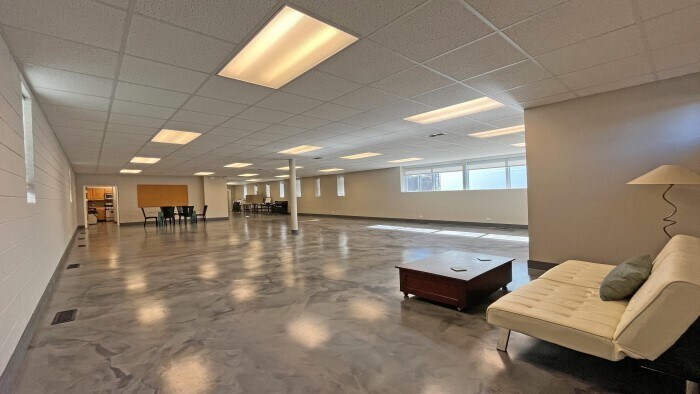 1432 Wealthy St SE, Grand Rapids, MI à vendre - Photo principale – Image 2 sur 40