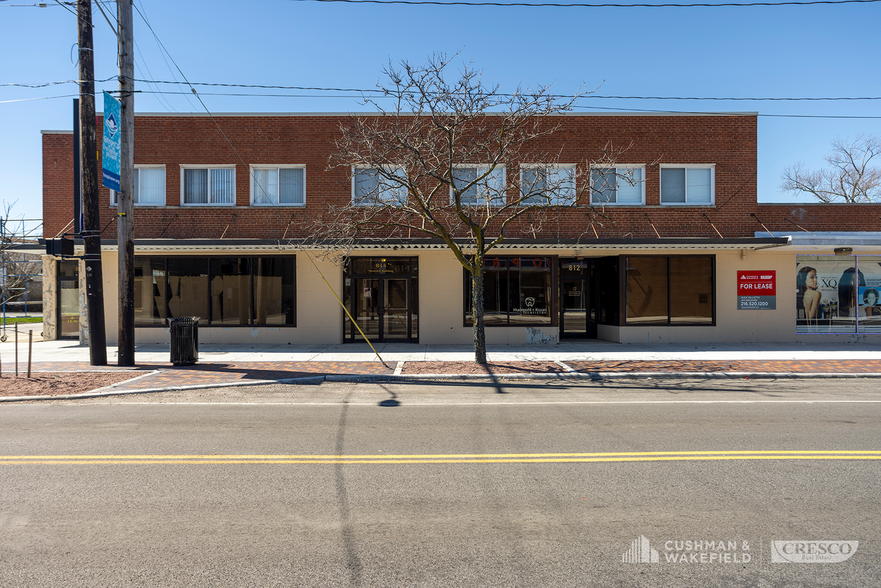814 E 185th St, Cleveland, OH à louer - Photo de l’immeuble – Image 1 sur 8