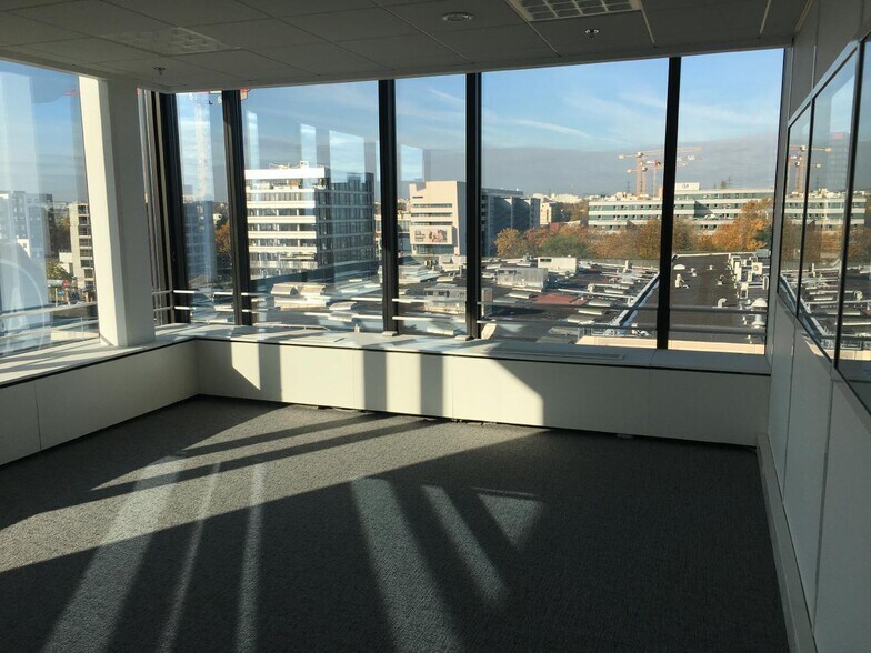 Bureau dans Cergy à louer - Photo de l’immeuble – Image 2 sur 12