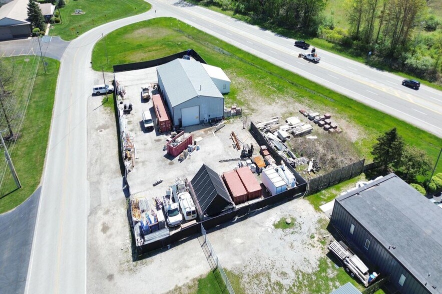 8825 Old Airport Hwy, Holland, OH à vendre - Photo de l’immeuble – Image 2 sur 3