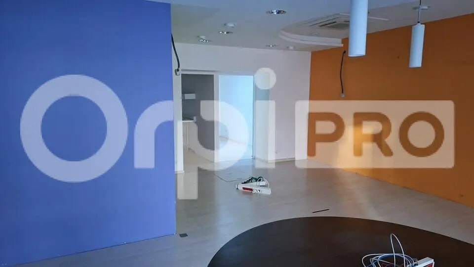 Local commercial dans Le Pouliguen à louer - Photo intérieure – Image 2 sur 7