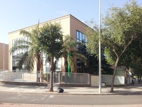 Industriel/Logistique dans L'Hospitalet de Llobregat, Barcelona à louer Photo intérieure– Image 1 sur 8