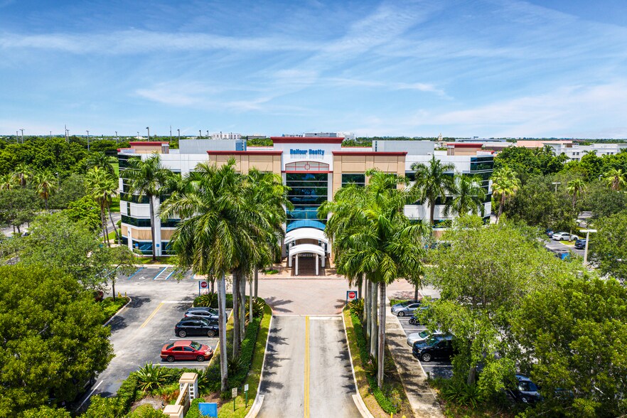 7901 SW 6th Ct, Plantation, FL à louer - Photo principale – Image 1 sur 9