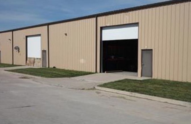 25606 Old Kc Rd, Paola, KS à louer - Photo de l’immeuble – Image 3 sur 8