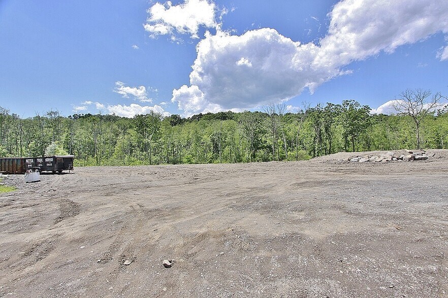 676 Broadway, Ulster Park, NY à vendre - Photo de l’immeuble – Image 3 sur 10