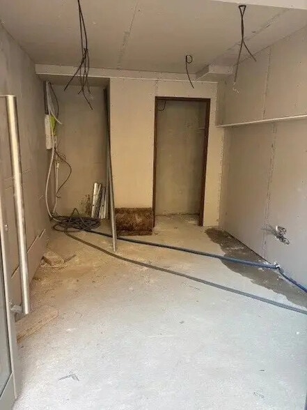 Local commercial dans Nice à vendre - Photo de l’immeuble – Image 2 sur 2