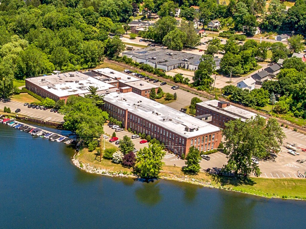 143 West St, New Milford, CT à louer Aérien– Image 1 sur 9