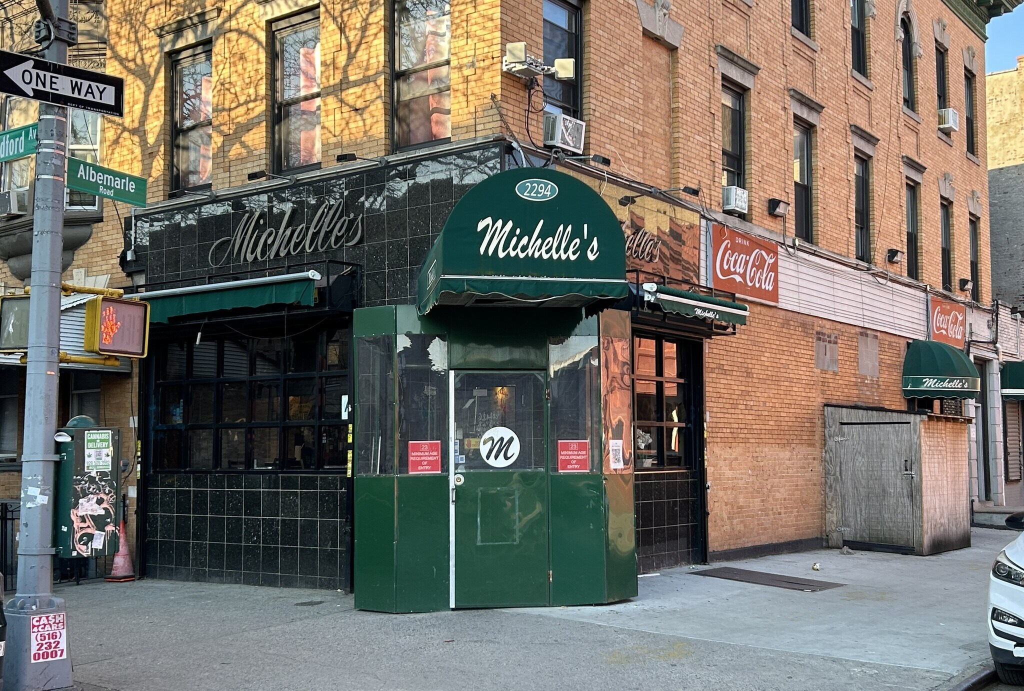 2294 Bedford Ave, Brooklyn, NY à louer Photo de l’immeuble– Image 1 sur 1