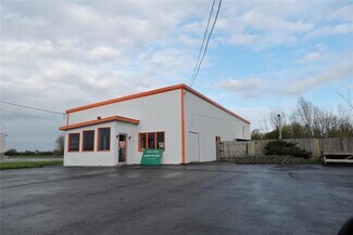 Plus de détails pour 22252 Us-11, Watertown, NY - Local commercial à vendre