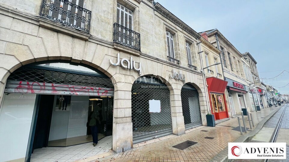 Local commercial dans Le Bouscat à louer - Photo de l’immeuble – Image 1 sur 11