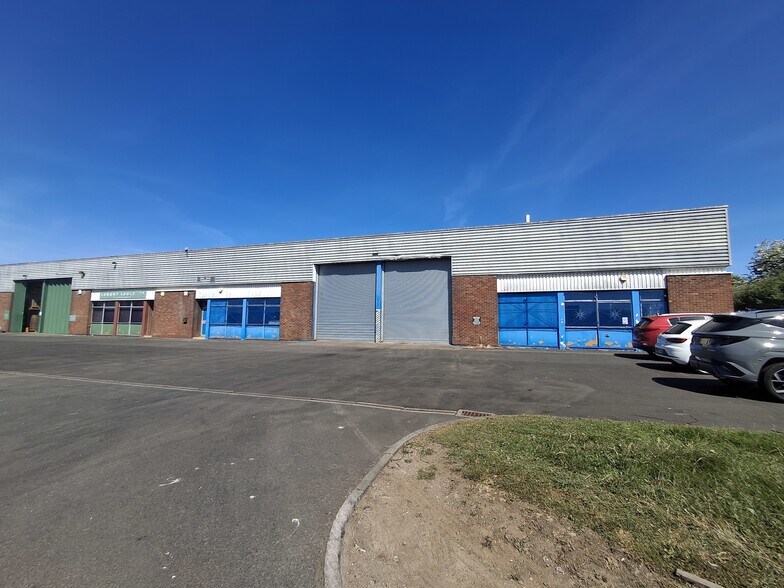 9-16 Freskyn Pl, Broxburn à louer - Photo de l’immeuble – Image 2 sur 3